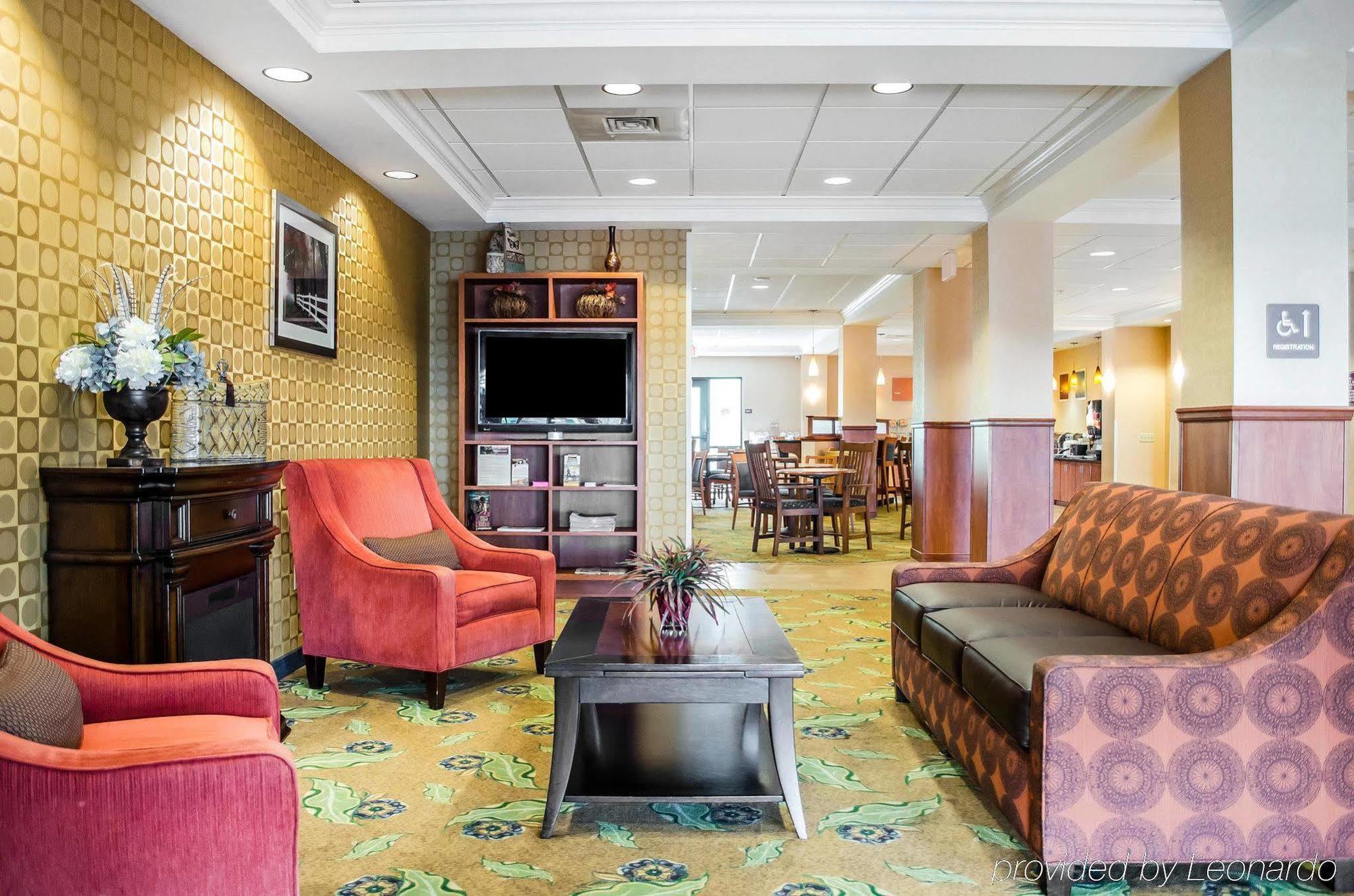 Comfort Suites Lancaster Amish Country Smoketown  Bagian luar foto