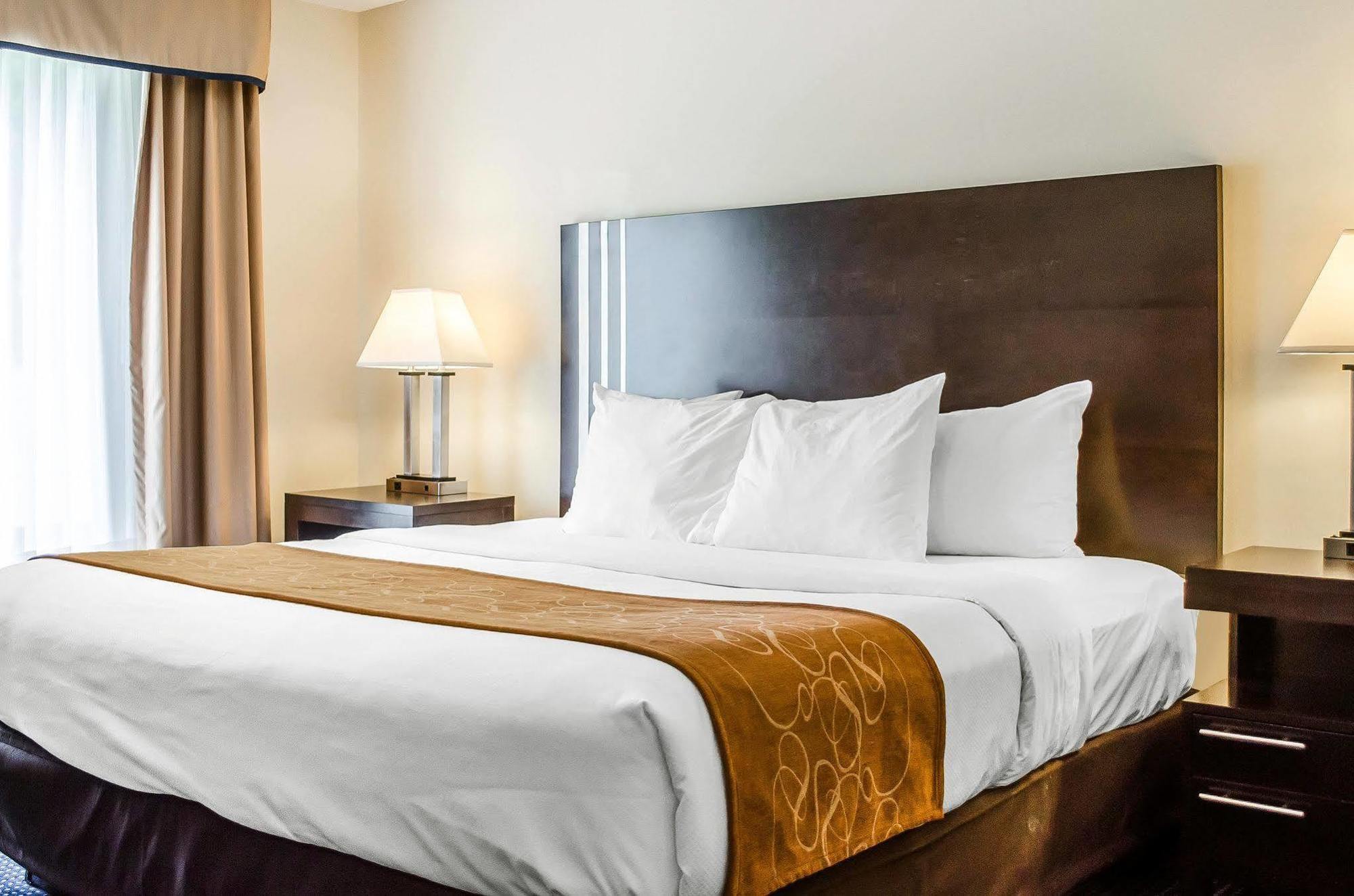 Comfort Suites Lancaster Amish Country Smoketown  Bagian luar foto